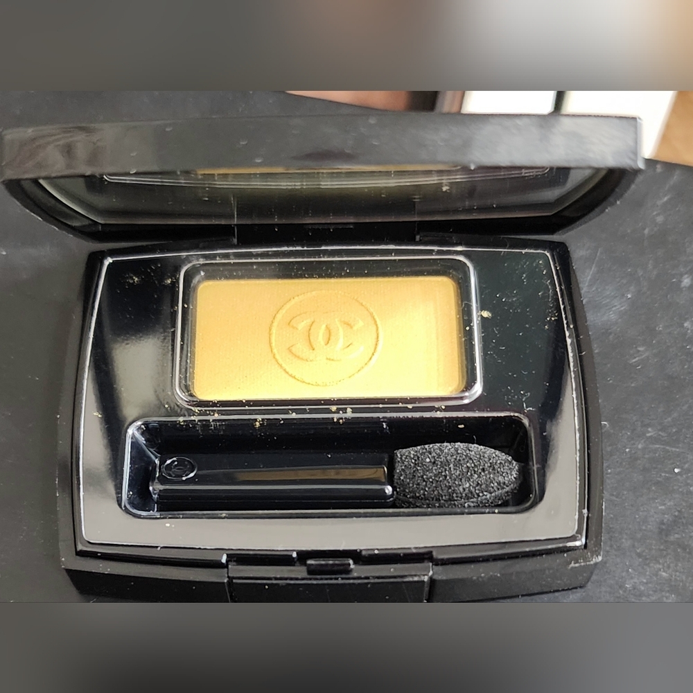 CHANEL ***114 ADMIRATION***POWDER BLUSH